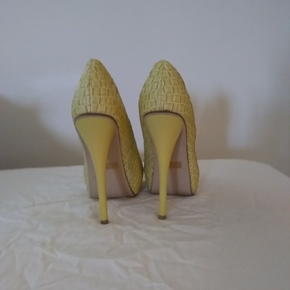 Shoes - Picture 2 of 5